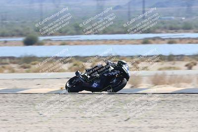 media/Oct-05-2025-CVMA (Sun) [[beeef4f201]]/Race 10-Formula Lightweight Twins Shootout/